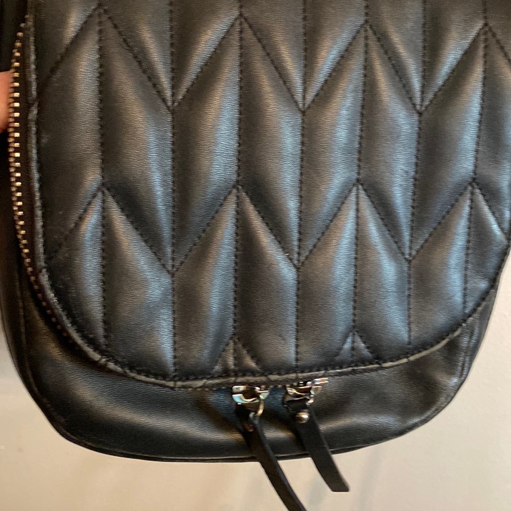 Vince Camuto Bailey Black Crossbody Bag. See Callout In Description And Pics